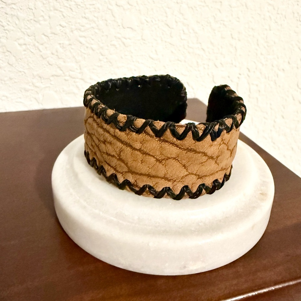 MOVING SALE | Women’s Vintage Faux Suede Reversible Wrap Bracelet, Brown/Black